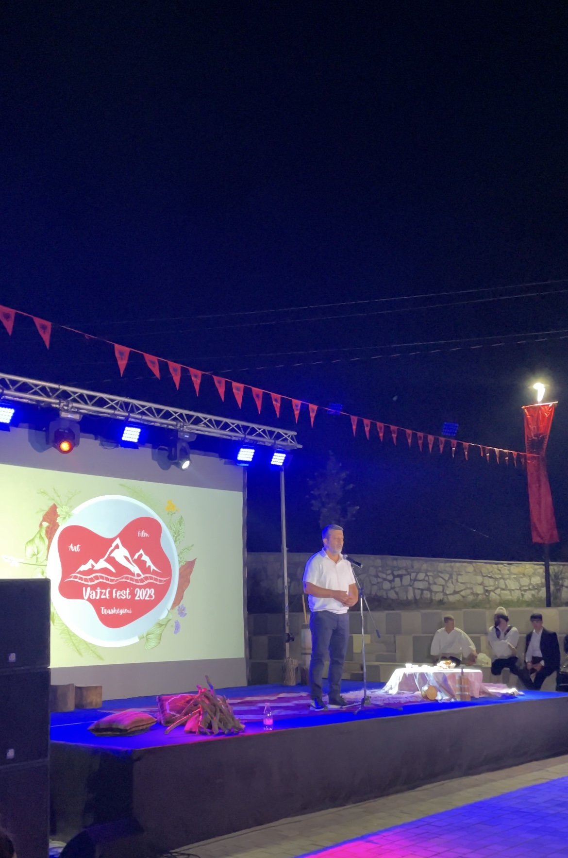 Foto Vajzë Fest 1